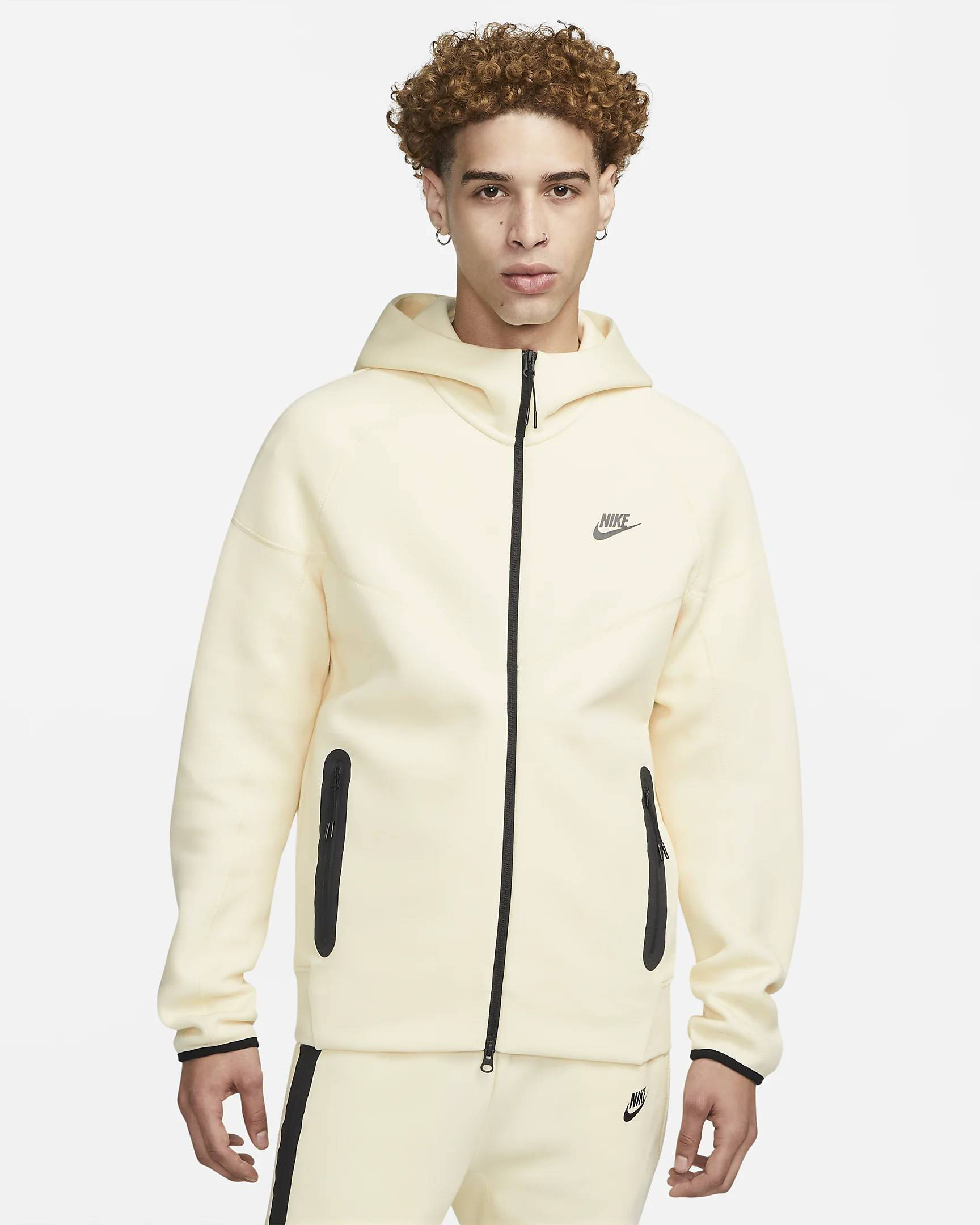 Nike Sportswear Tech Fleece Windrunner Full-Zip Hoodie Coconut Milk