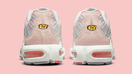 This Nike TN Air Max Plus Looks Elegant In This Pretty Pink Colourway This Nike TN Air Max Plus Looks Elegant In This Pretty Pink Colourway