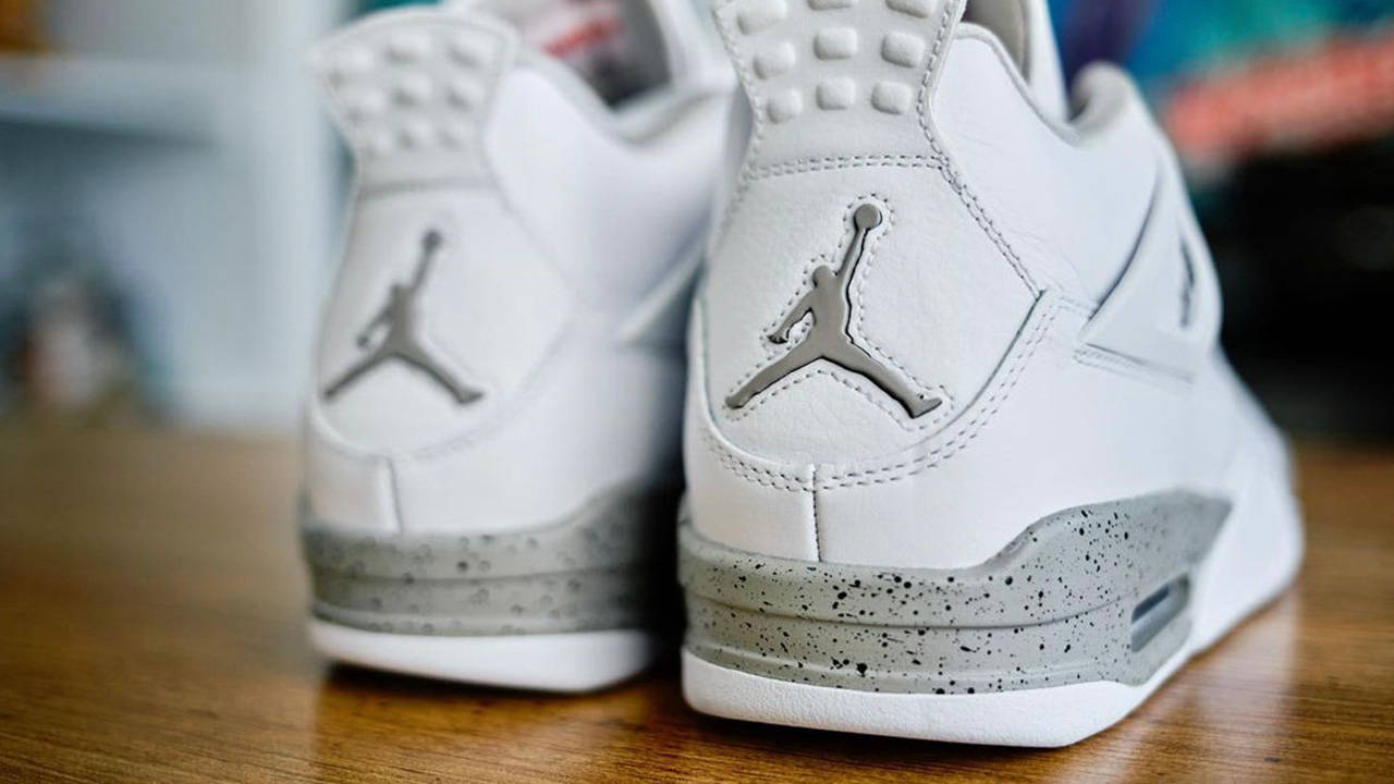 Air Jordan 4 "White Oreo"
