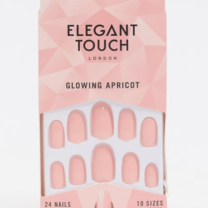 nails