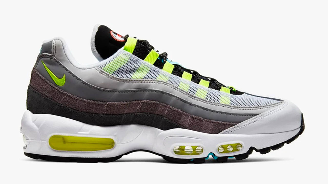 The Hottest Sneaker Steals From Sneakersnstuff's Spring Sale