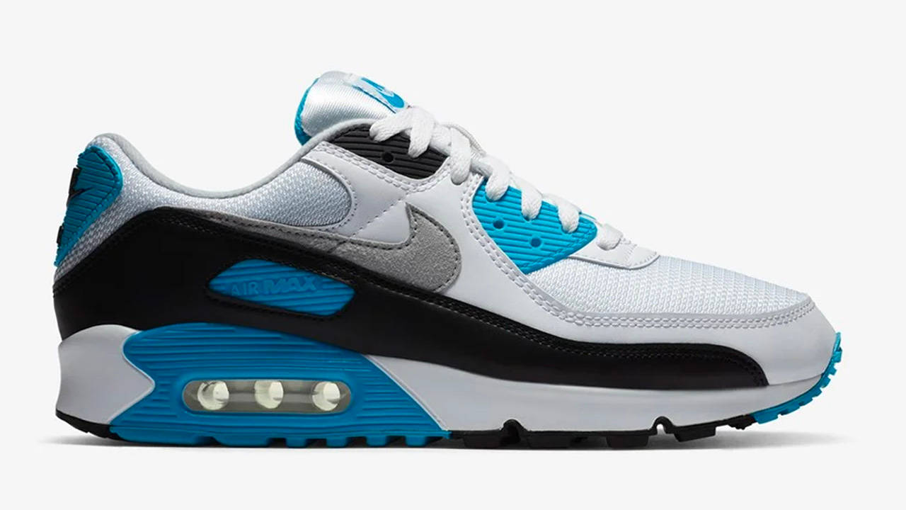 The Hottest Sneaker Steals From Sneakersnstuff's Spring Sale