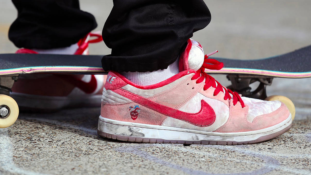 The Nike Dunk is Going Mainstream and That’s Fine
