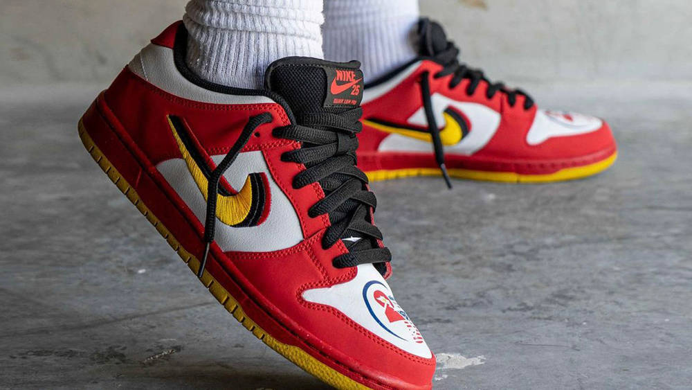 Image via yankeekicks Nike SB Dunk Low "Vietnam"