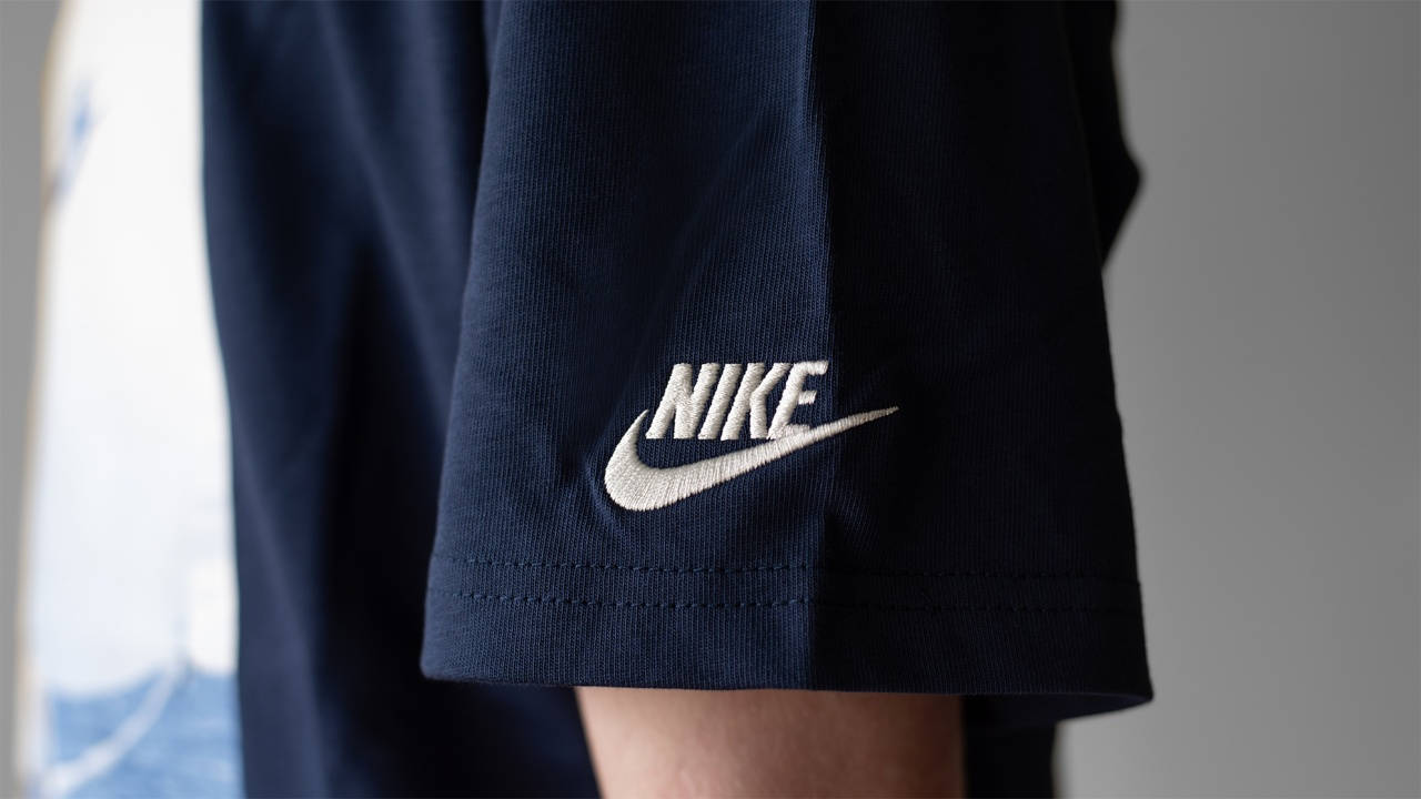 This Nike Sportswear Reissue T-Shirt Pays Homage to Their '87 Boating Collection