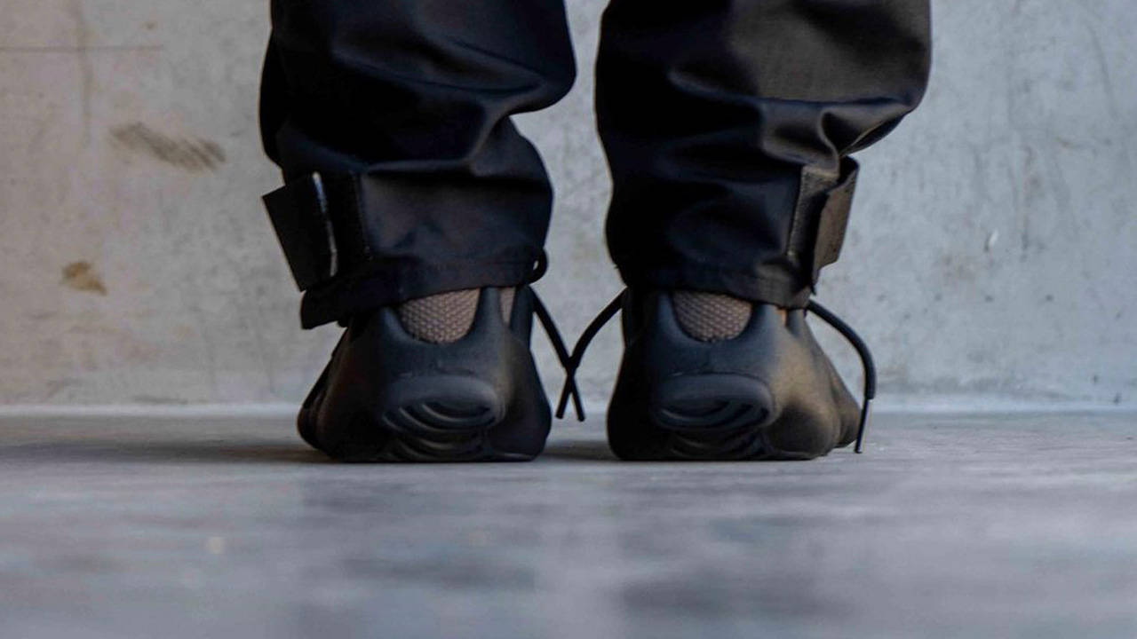 yeezy 450 dark slate on feet