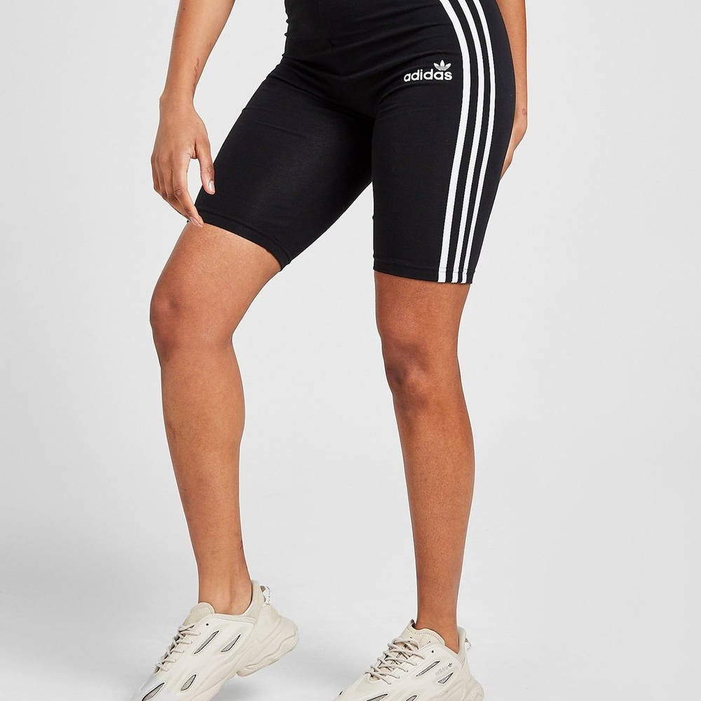 adidas original 3 stripes linear shorts