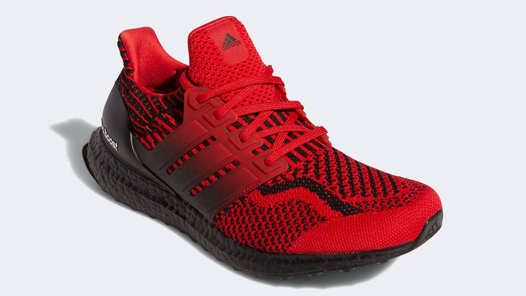 adidas Ultra Boost 5.0 DNA Scarlet Black Front