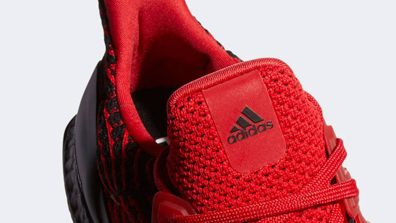adidas Ultra Boost 5.0 DNA Scarlet Black Top Closeup
