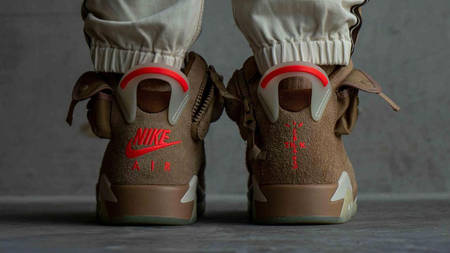 An On-Foot Look at the Travis Scott x Air Jordan 6 "British Khaki" An On-Foot Look at the Travis Scott x Air Jordan 6 "British Khaki"