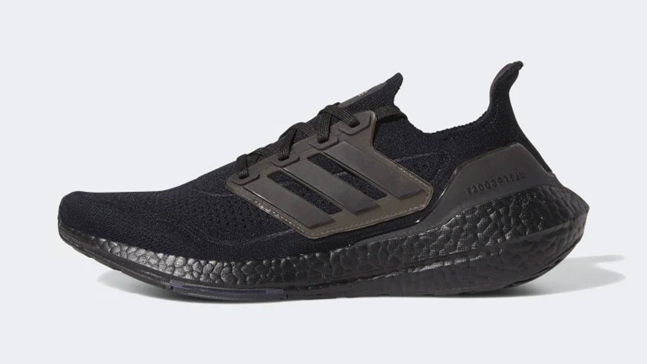 Celebrate Earth Day 2021 With These Eco-Friendly Trainers