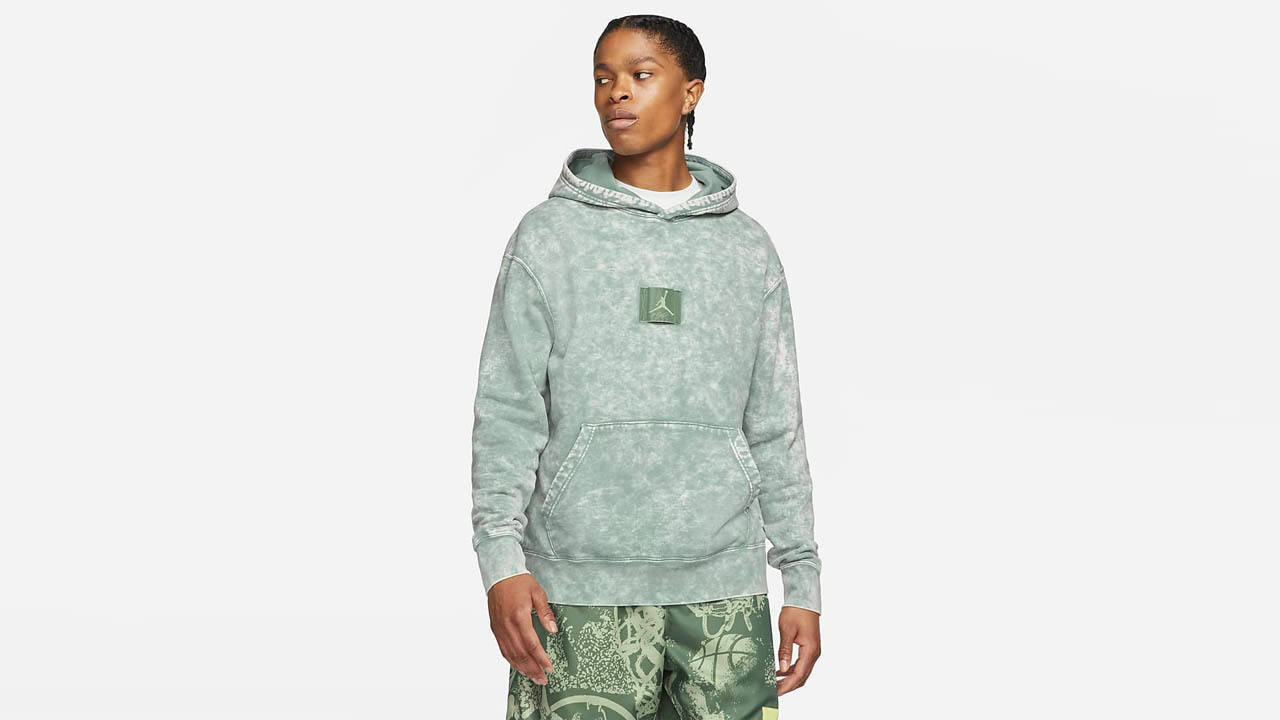Add Some Retro Vibes to Your Wardrobe With These Jordan Flight Graphic Hoodies!