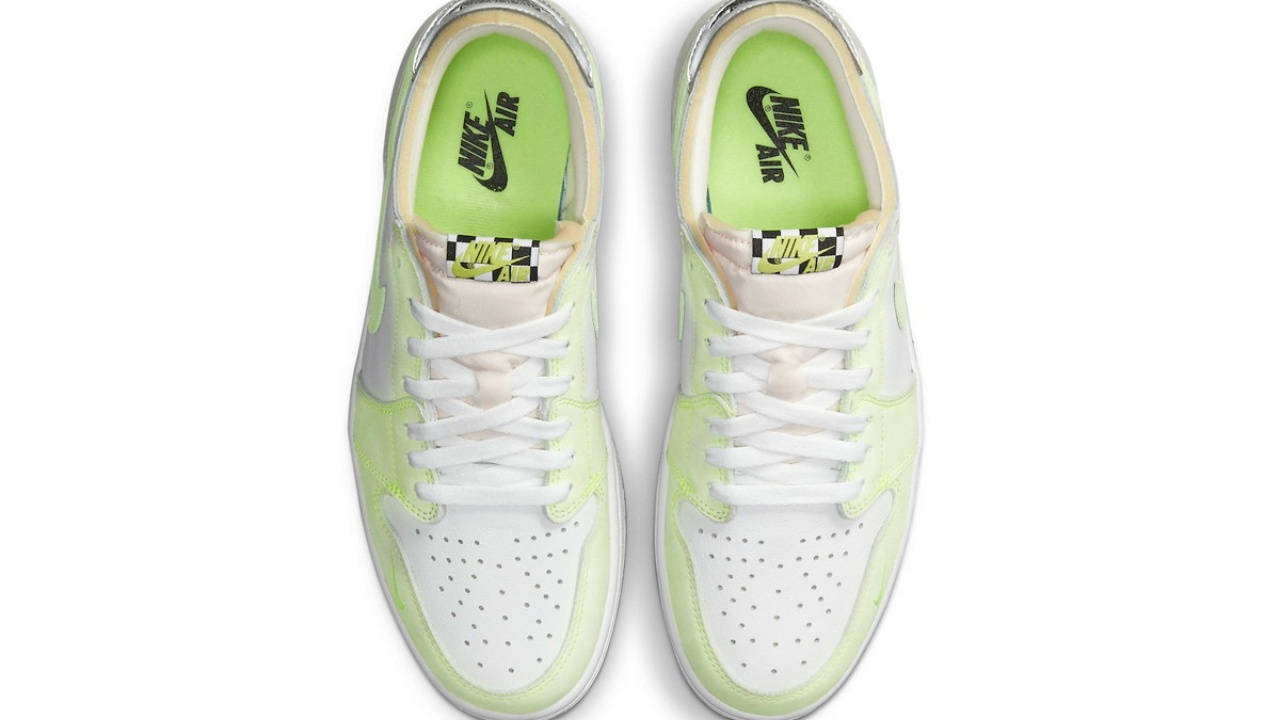 dunk low ghost green