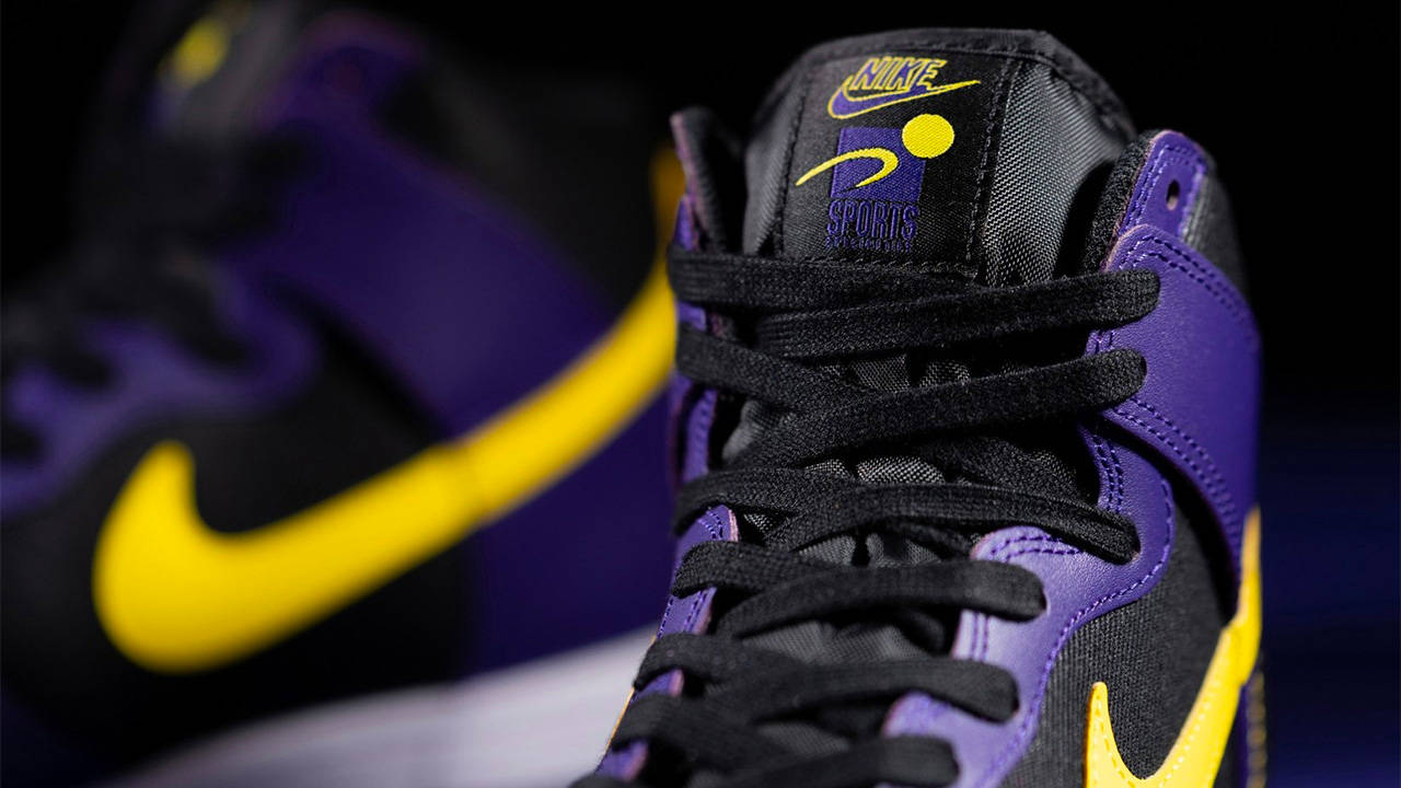 Nike Dunk High EMB "Court Purple"