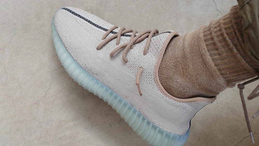Image via sneakertigger Yeezy Boost 350 V2 "Leaf"