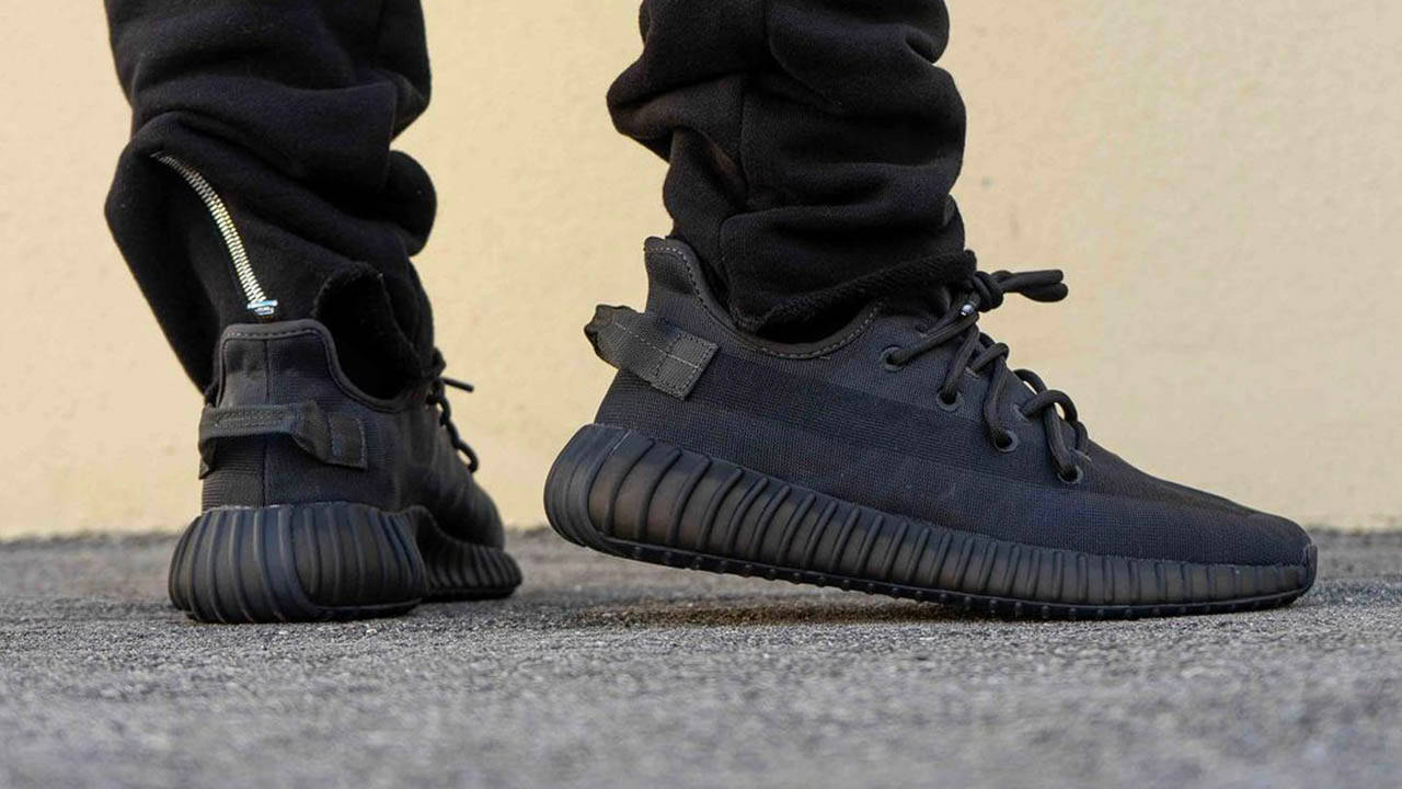 Yeezy Boost 350 V2 "Mono Cinder"