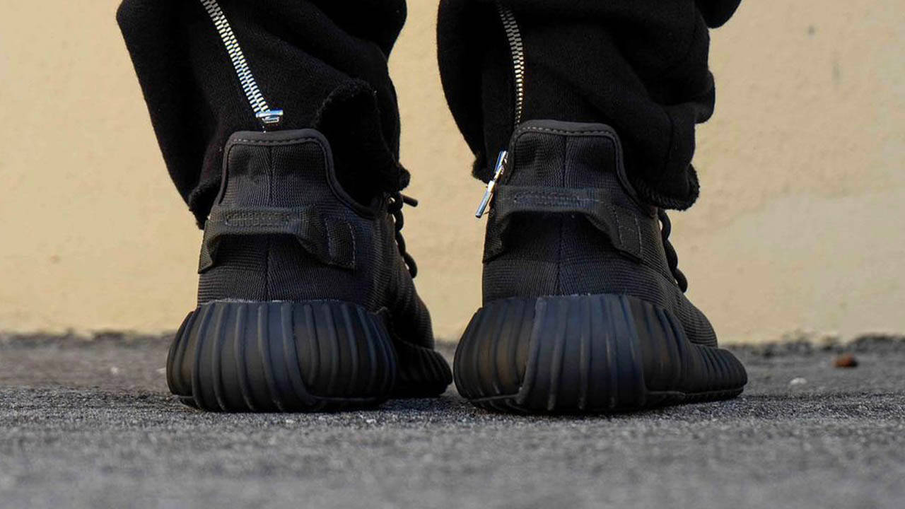 Yeezy Boost 350 V2 "Mono Cinder"