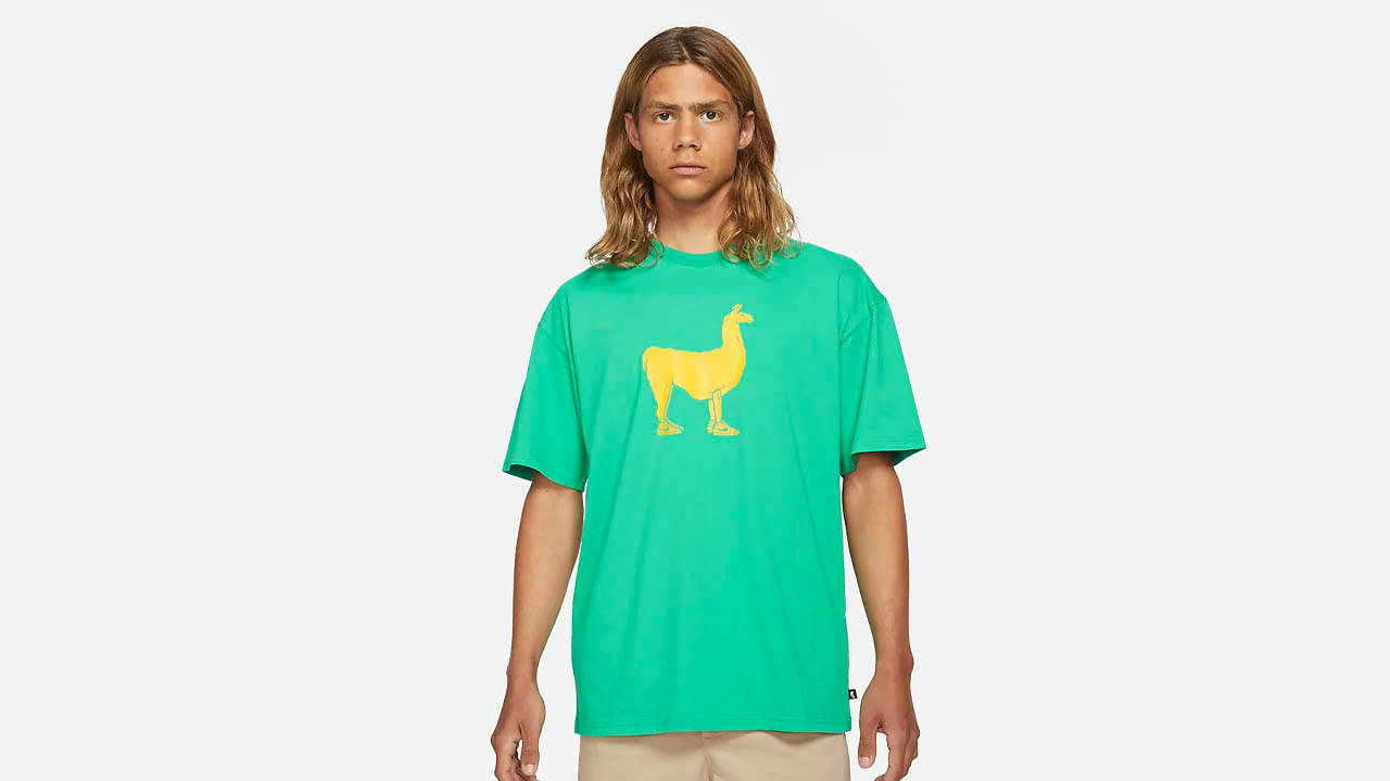 Upgrade Your Graphic T-Shirt Rotation Right Now Using Nike's Mega 20% Off Code!