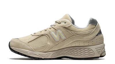 New Balance 2002R Bone Light Aluminum 