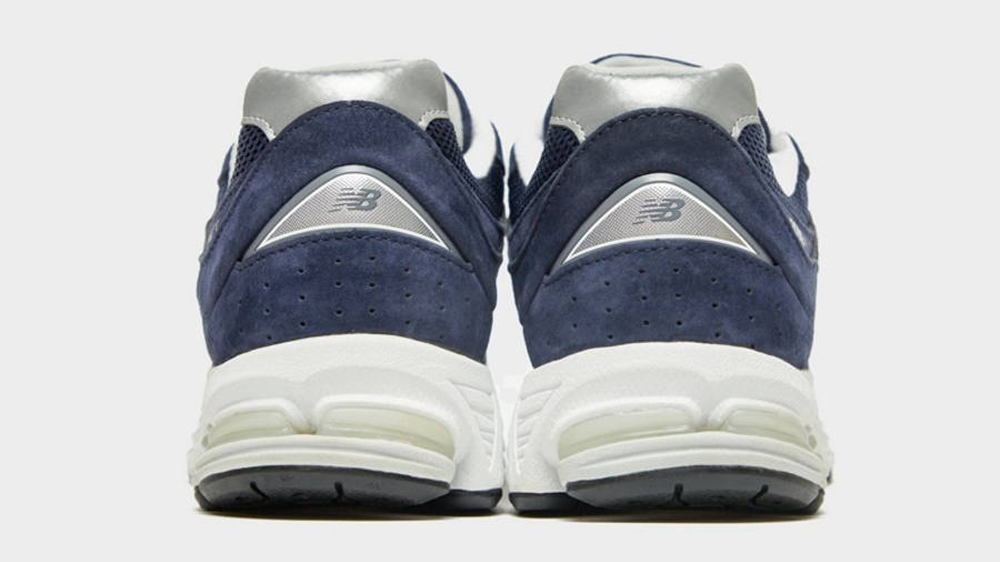 new balance 2002r grey navy