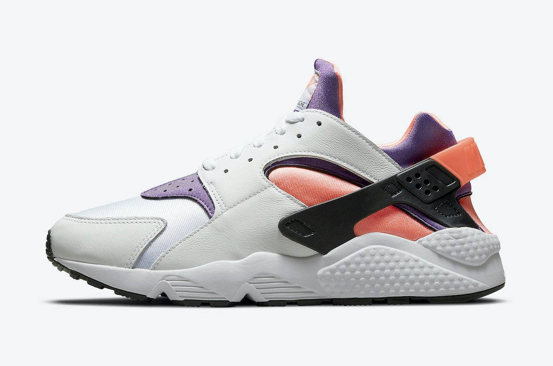 Nike Air Huarache Bright Mango Side