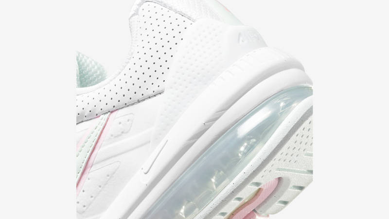 Nike Air Max Genome White Arctic Punch