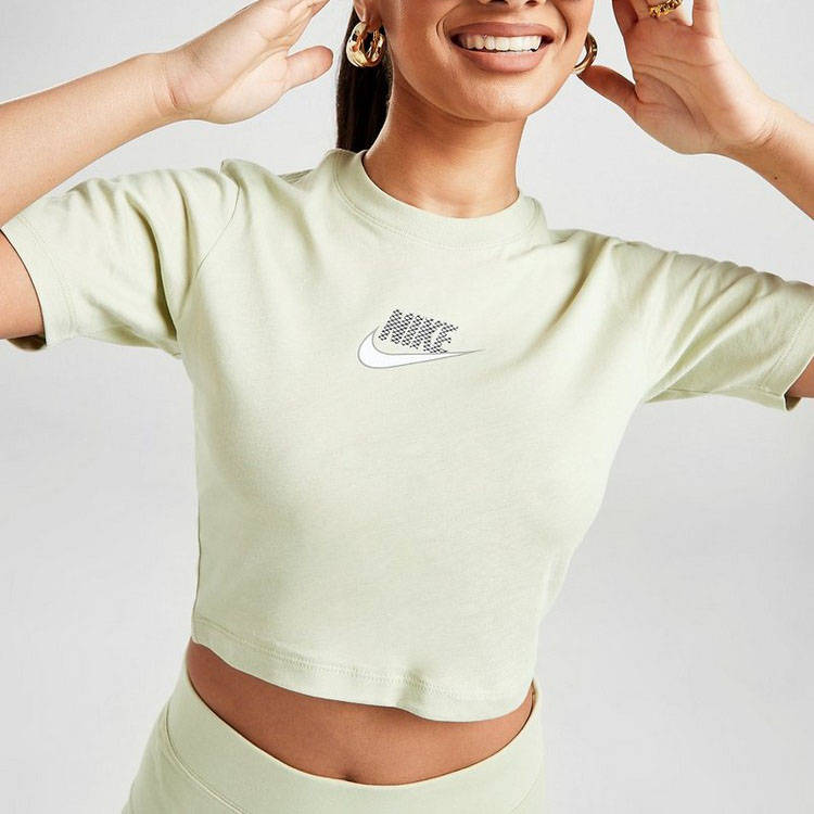 nike cropped t shirt green