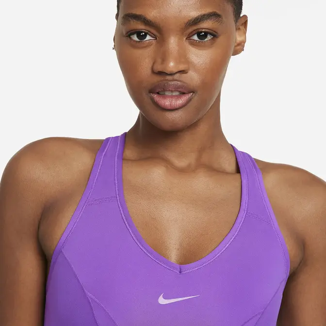 Nike Dri-Fit Swoosh Icon Clash Medium-Support Sports Bra (Small
