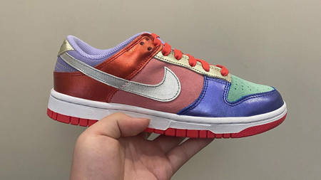 The Nike Dunk Low "Metallic Mismatch Multi" Surfaces with Shimmering Colours The Nike Dunk Low "Metallic Mismatch Multi" Surfaces with Shimmering Colours