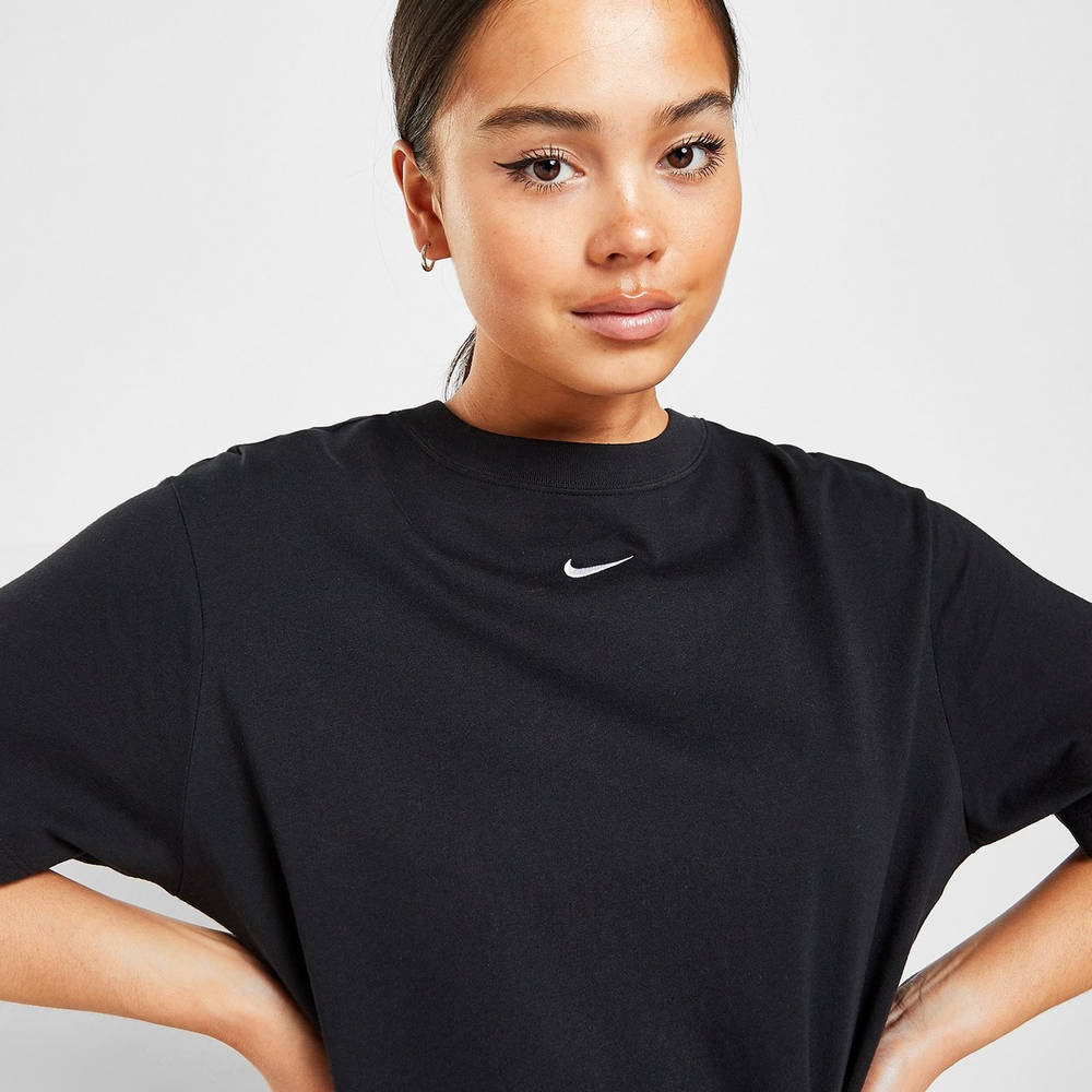 Nike Essential Logo Boyfriend TShirt Black The Sole Supplier