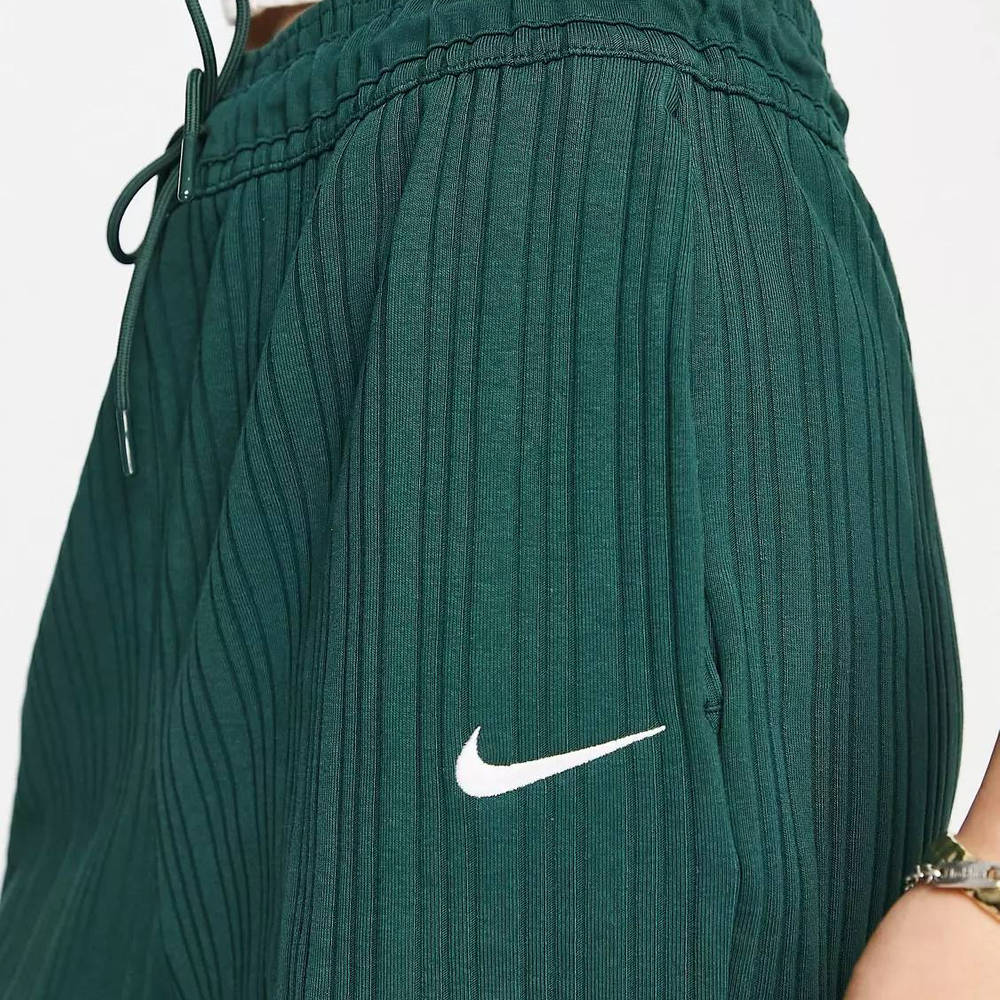 Nike Mini Swoosh Ribbed Jersey Baller Shorts Pro Green side
