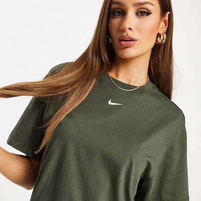 Nike MOVE TO ZERO Essential T-Shirt Dress