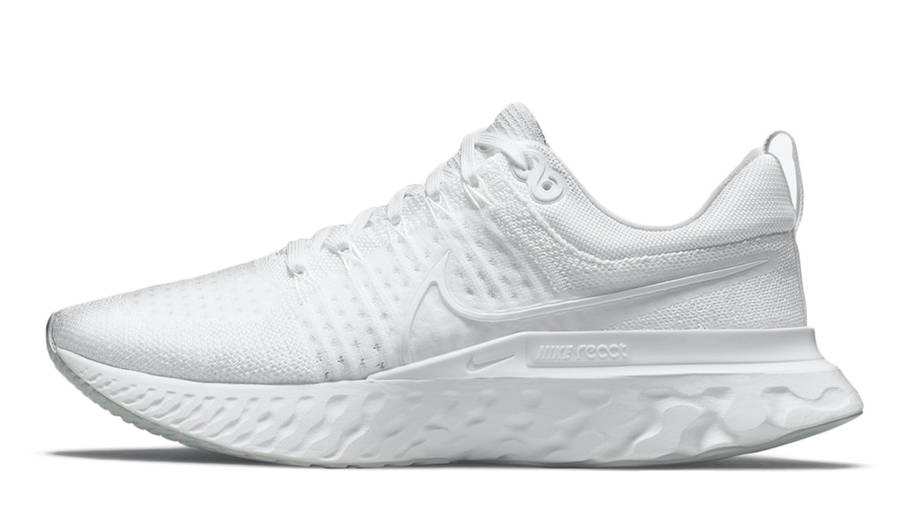 white nike react infinity run