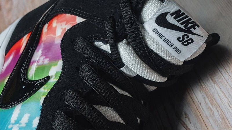 nike sb dunk high tv colour bars