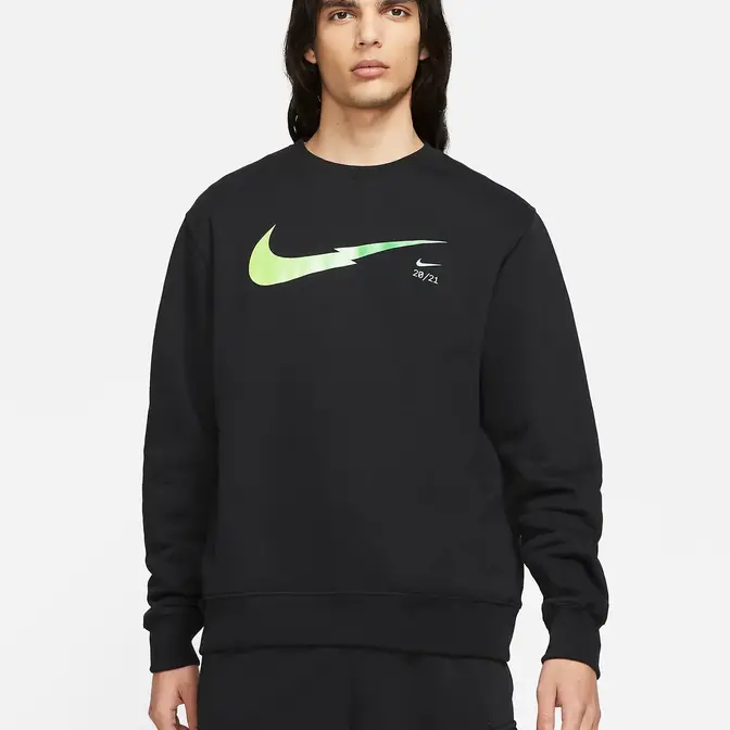 Nike Sportswear Crew Sweatshirt | Where To Buy | DO0013-010 | The Sole ...