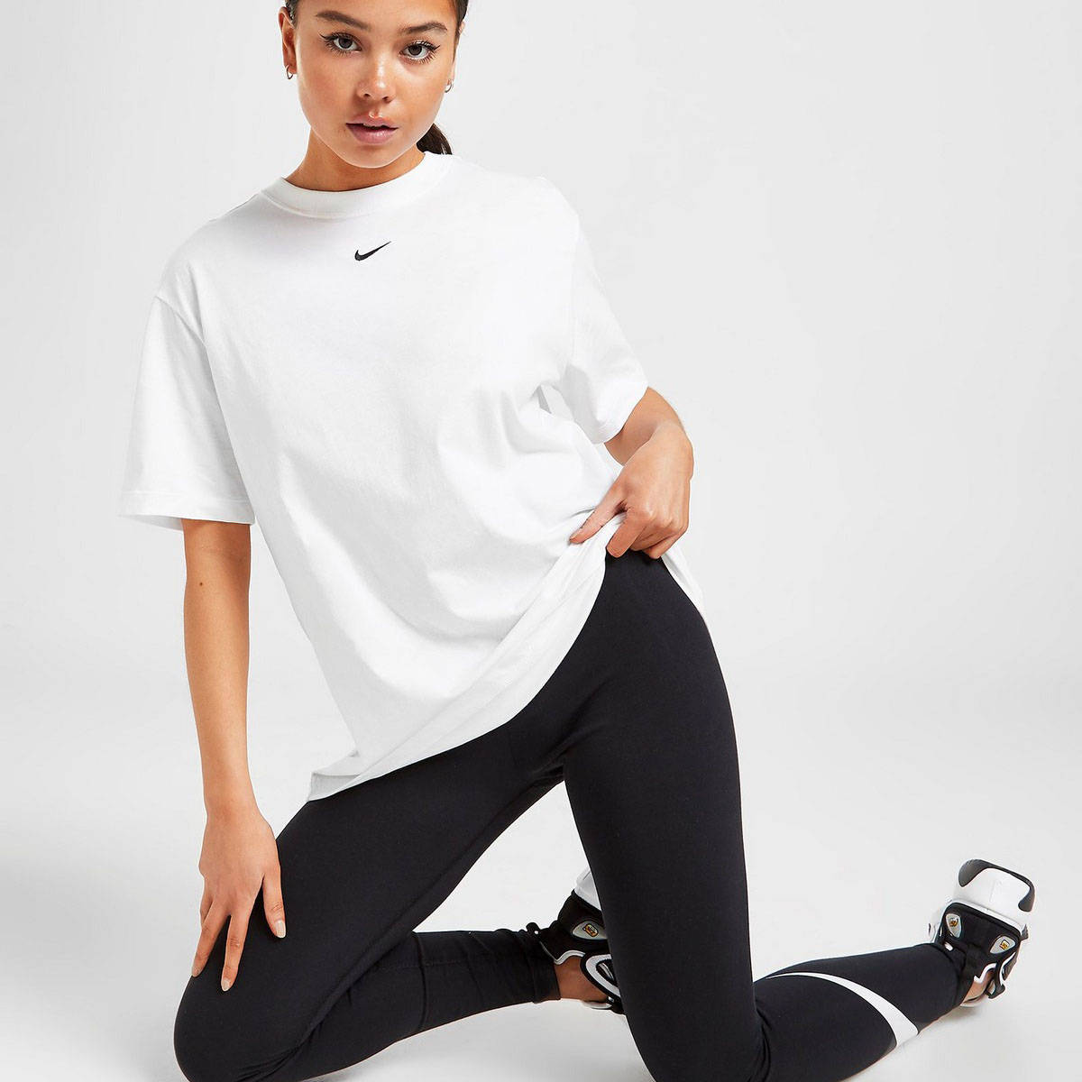 nike t shirt white