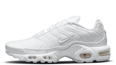 air max plus triple white