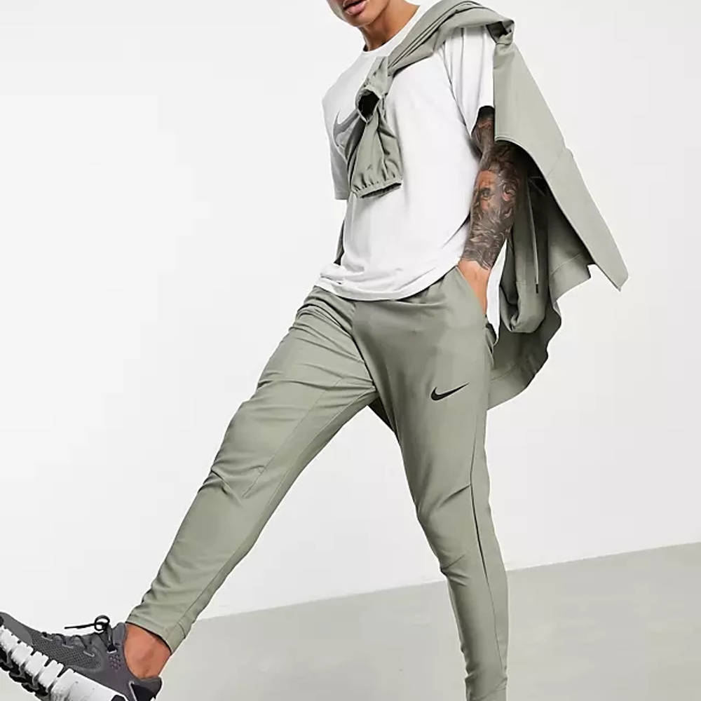Nike training flex vent max jacket in khaki Clearance