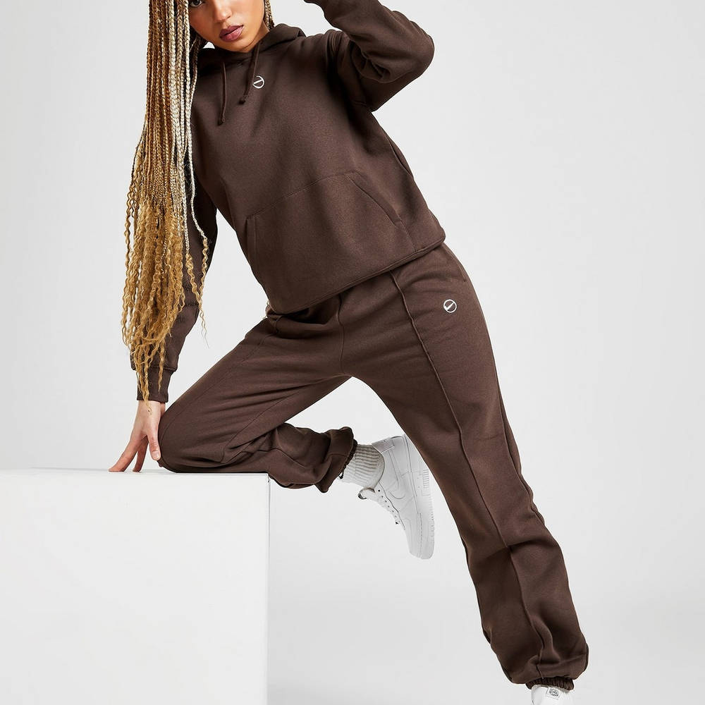 nike trend tracksuit