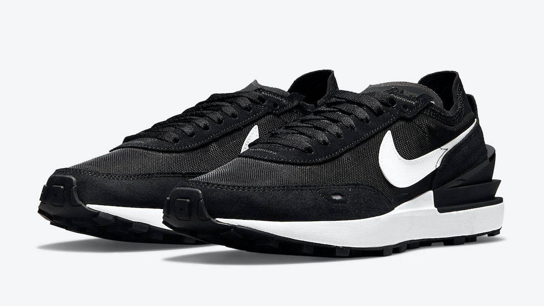 Nike Waffle One Black White Front