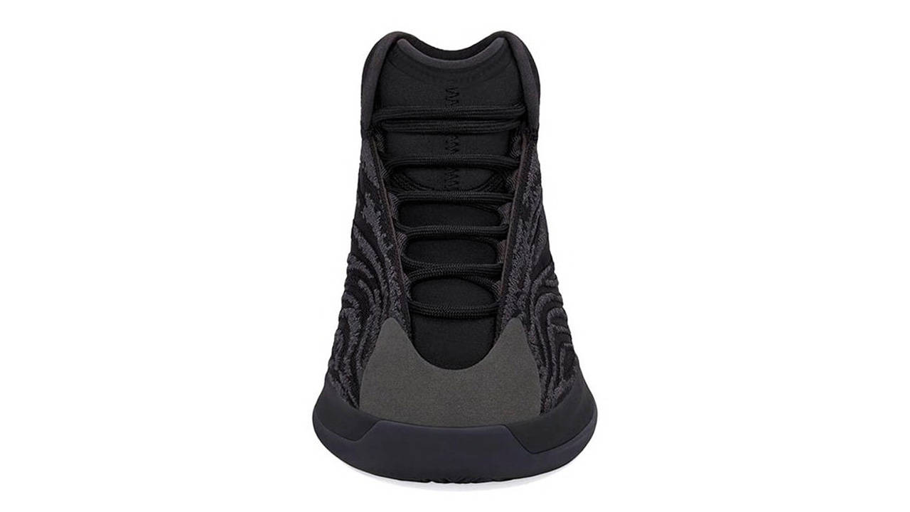 Yeezy QNTM "Onyx"
