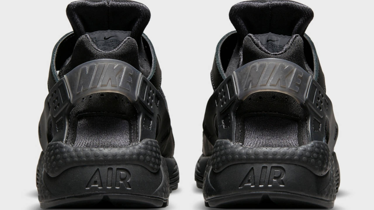 triple black huarache 4