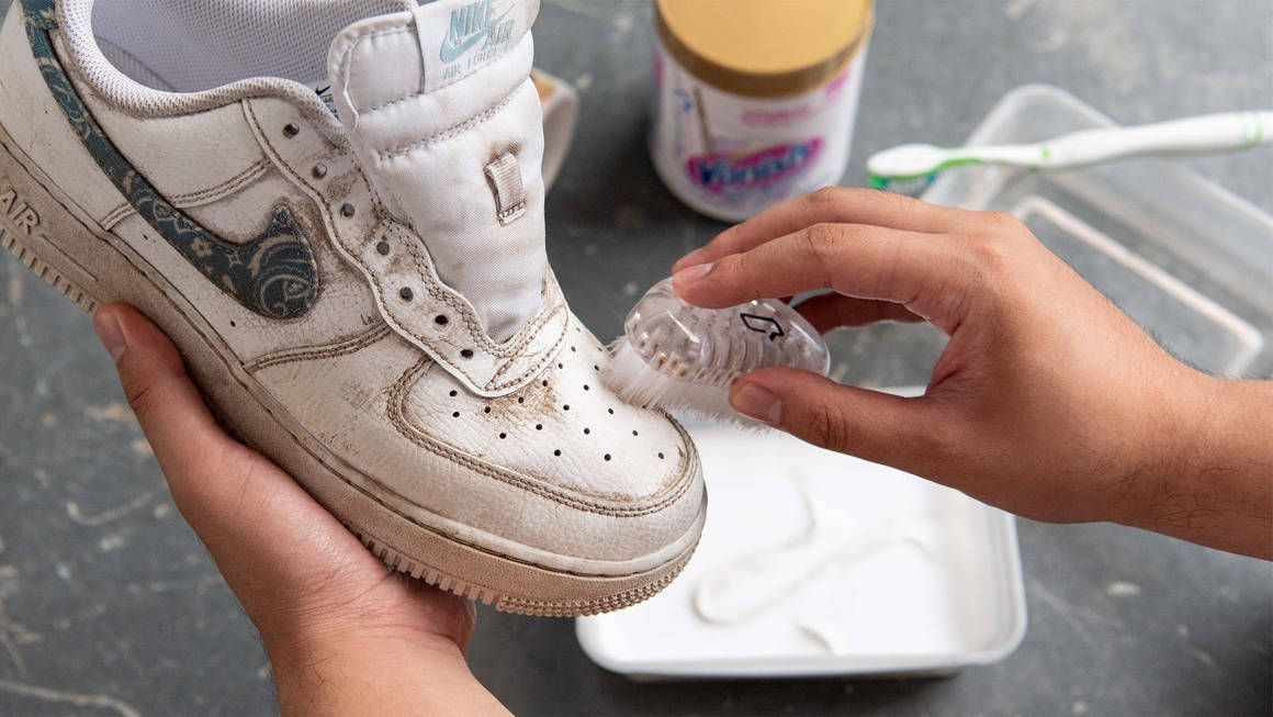 putting air force 1 in washing machine