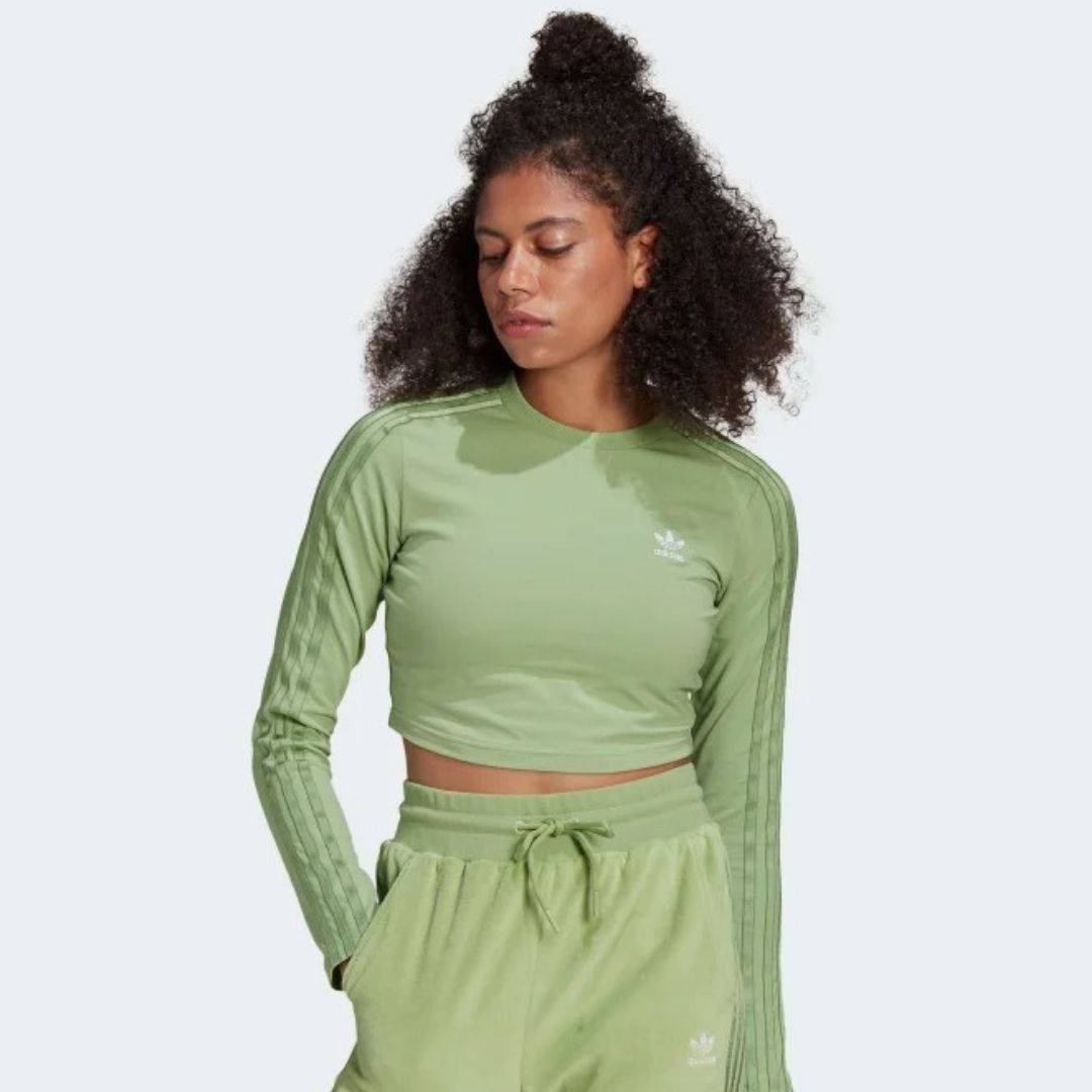 adidas loungewear cropped long sleeve chalk green