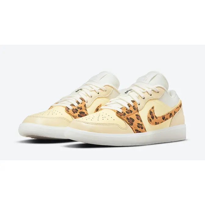 nike air jordan 1 low snkrs day