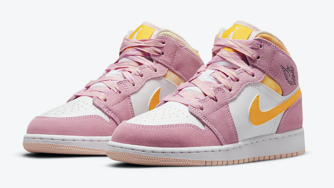 Air Jordan 1 Mid SE Arctic ink
