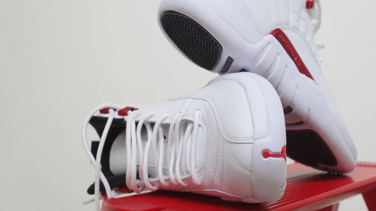 Air Jordan 12 Twist