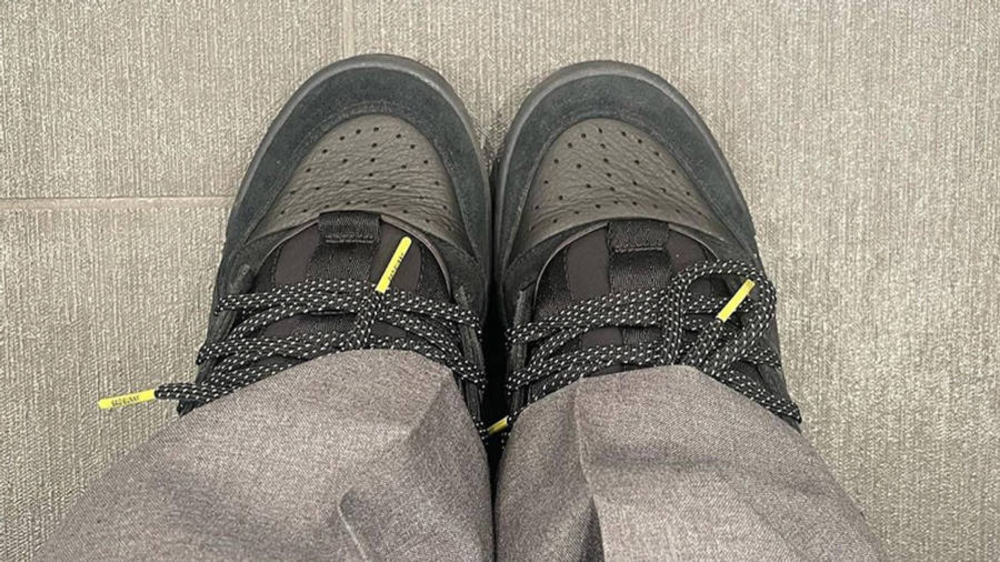 adidas forum low triple black