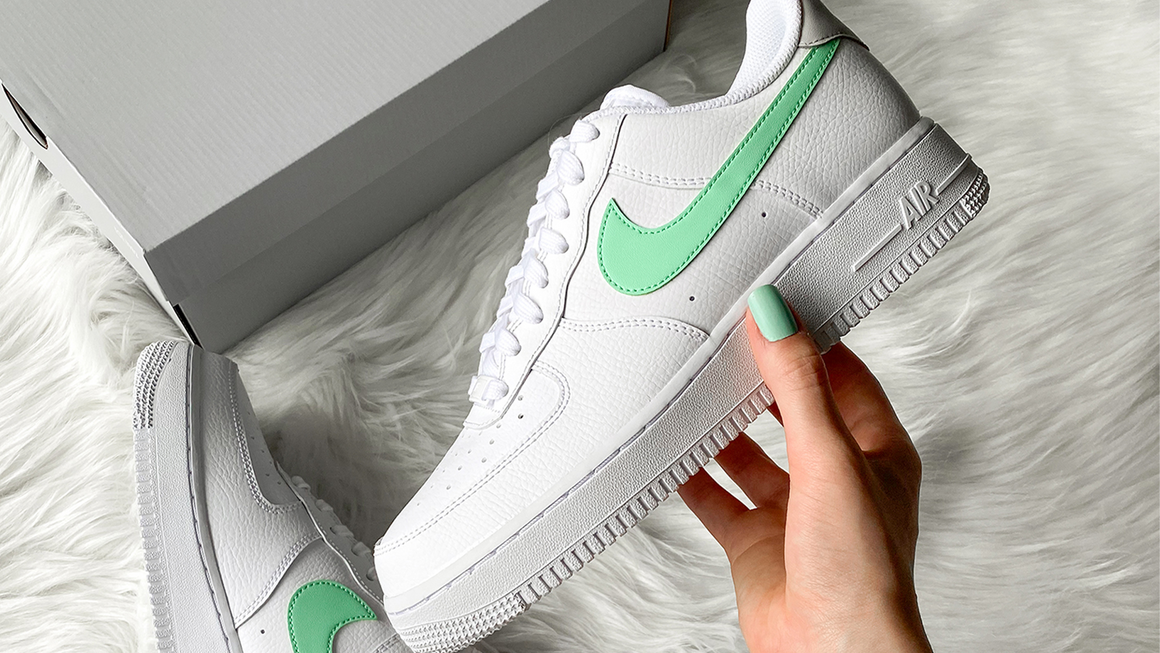 How To Clean Your Nike Air Force 1s 