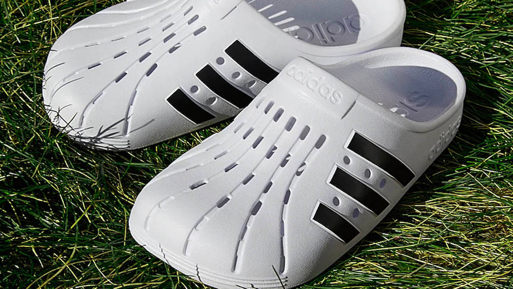 Took a L on the Foam RNNR? The adidas adilette Clog Is the Perfect Alternative Took a L on the Foam RNNR? The adidas adilette Clog Is the Perfect Alternative